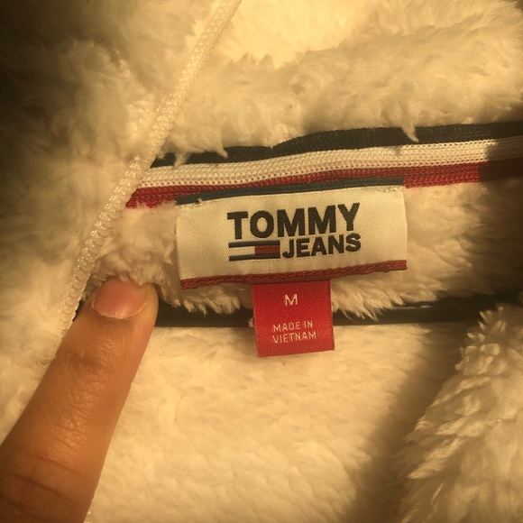 Tommy Hilfiger Fur Crop Hoodie - Picture 3 of 5